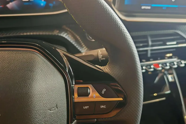 Peugeot 208 din 2020 cu 43.267 km - oferta PEU151617 - foto 19