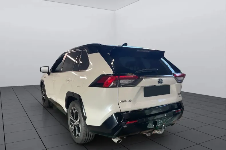 Toyota RAV4 din 2021 cu 114.548 km - oferta TOY151619 - foto 3