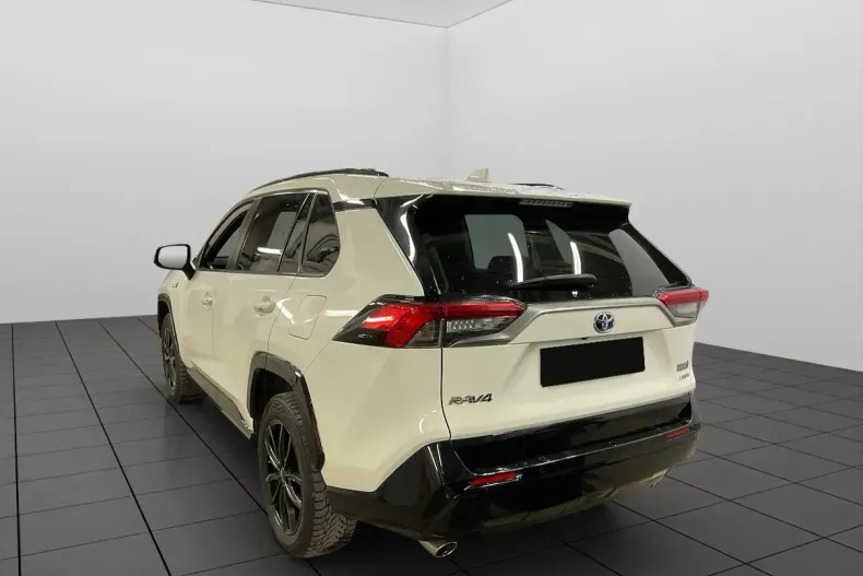 Toyota RAV4 din 2021 cu 111.266 km - oferta TOY151620 - foto 4