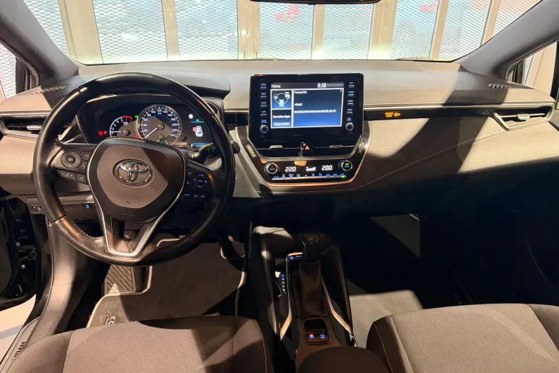 Toyota Corolla din 2019 cu 111.219 km - oferta TOY151622 - foto 2