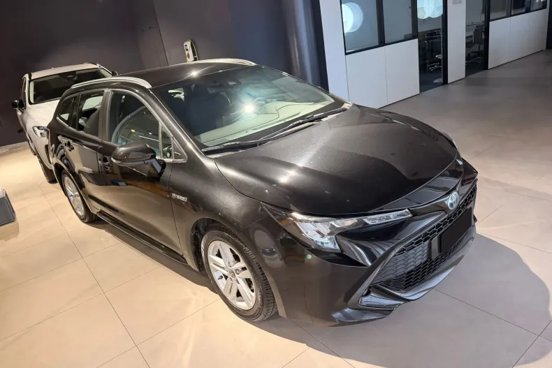 Toyota Corolla din 2019 cu 111.219 km - oferta TOY151622 - foto 3