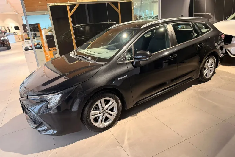 Toyota Corolla din 2019 cu 111.219 km - oferta TOY151622 - foto 4