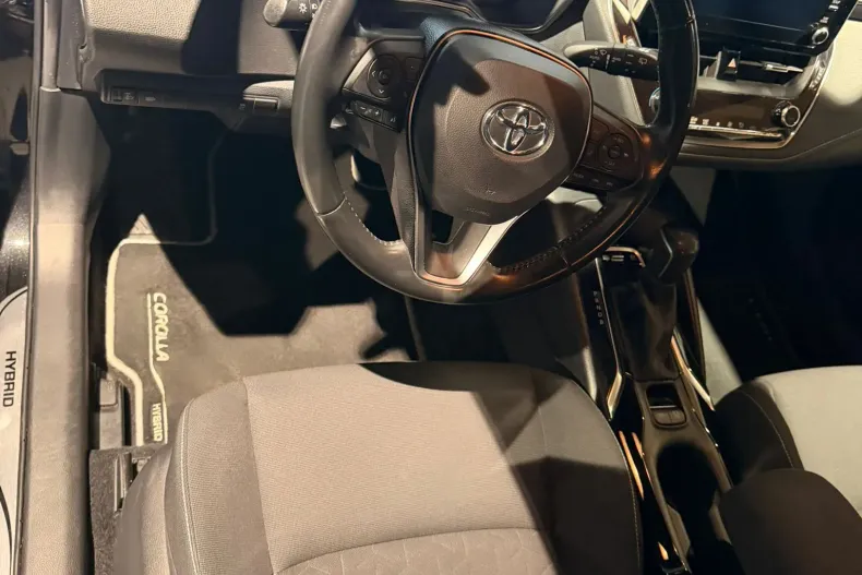 Toyota Corolla din 2019 cu 111.219 km - oferta TOY151622 - foto 7