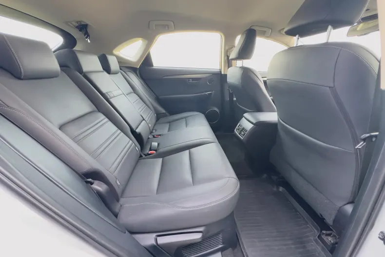 Lexus Seria NX din 2021 cu 55.938 km - oferta LEX151623 - foto 19