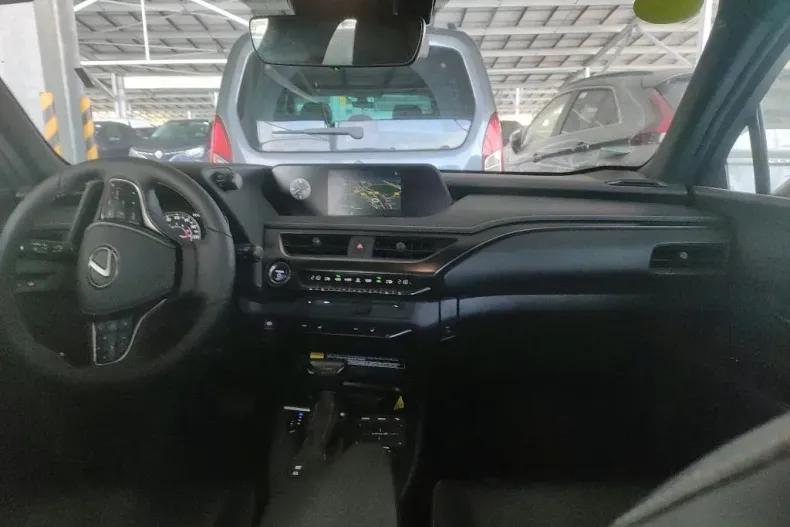 Lexus UX din 2021 cu 82.124 km - oferta LEX151624 - foto 2