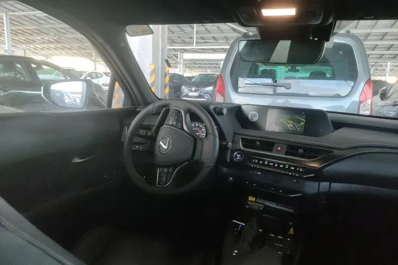 Lexus UX din 2021 cu 82.124 km - oferta LEX151624 - foto 7