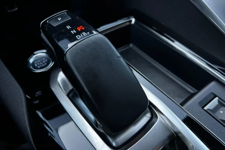 Peugeot 3008 din 2021 cu 163.072 km - oferta PEU151626 - foto 16