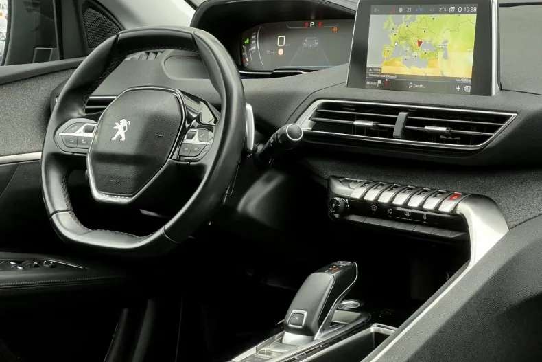 Peugeot 3008 din 2019 cu 160.606 km - oferta PEU151628 - foto 8