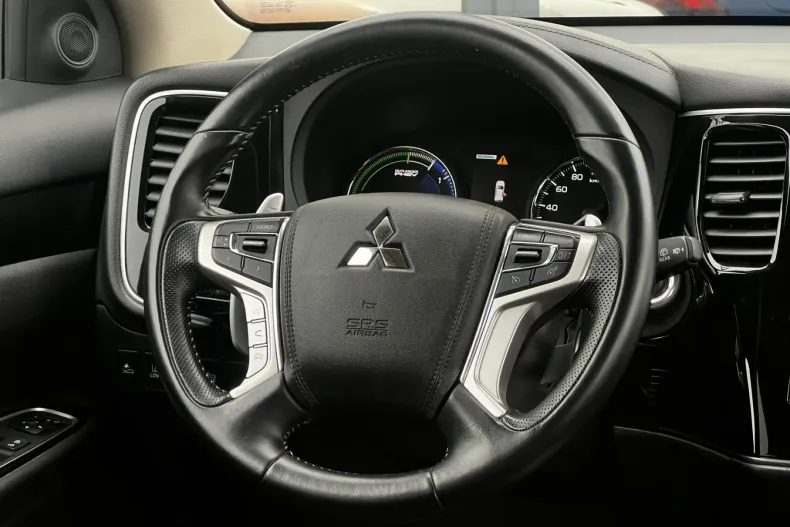 Mitsubishi Outlander din 2020 cu 101.556 km - oferta MIT151630 - foto 10