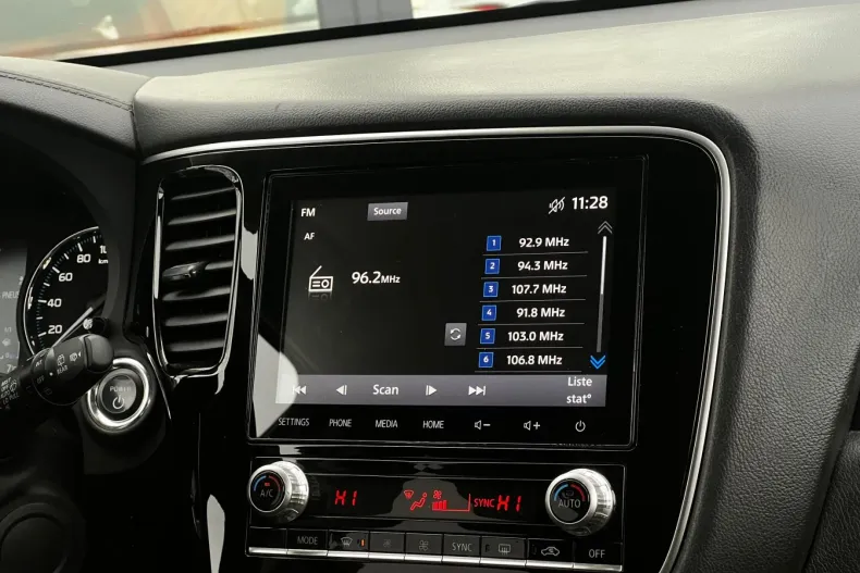 Mitsubishi Outlander din 2020 cu 101.556 km - oferta MIT151630 - foto 11