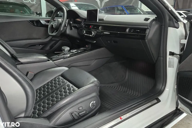 Audi RS5 din 2019 cu 67.728 km - oferta AUD151636 - foto 12
