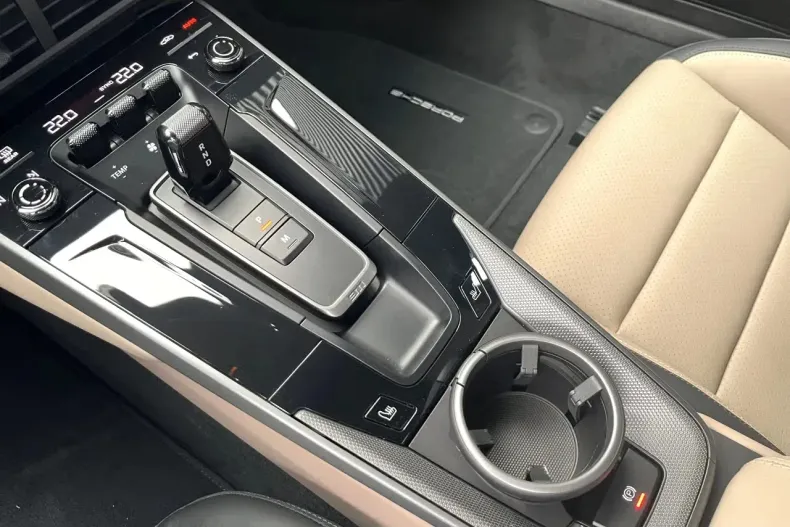 Porsche 911 din 2025 cu 9.000 km - oferta POR151644 - foto 5