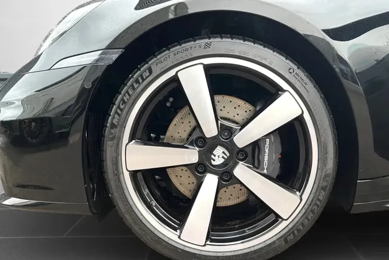 Porsche 911 din 2025 cu 9.000 km - oferta POR151644 - foto 10