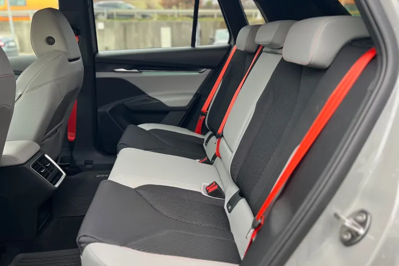 Skoda Elroq din 2025 cu 1.500 km - oferta SKO151647 - foto 27