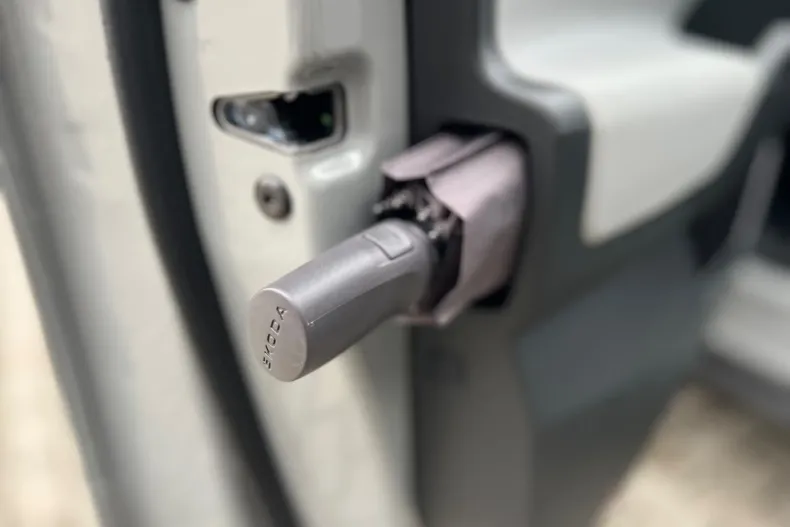 Skoda Elroq din 2025 cu 1.500 km - oferta SKO151647 - foto 30