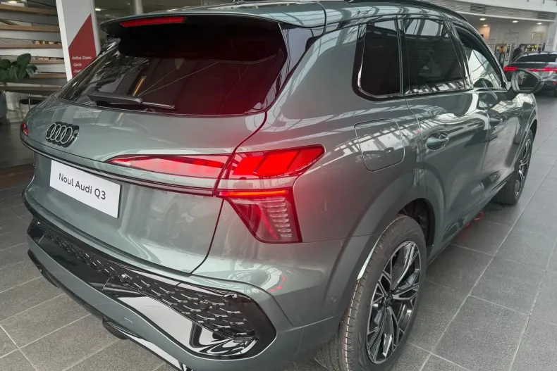 Audi Q3 din 2025 cu 0 km - oferta AUD151654 - foto 9