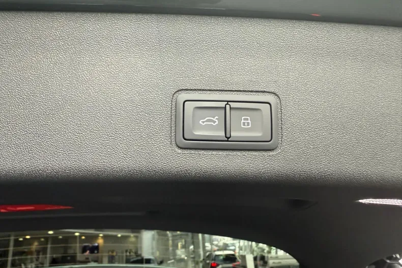 Audi Q3 din 2025 cu 0 km - oferta AUD151654 - foto 12