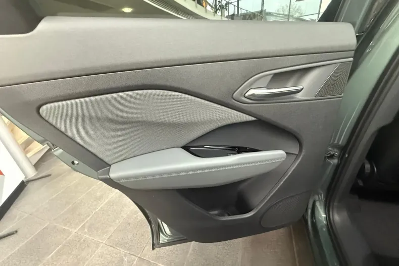 Audi Q3 din 2025 cu 0 km - oferta AUD151654 - foto 16