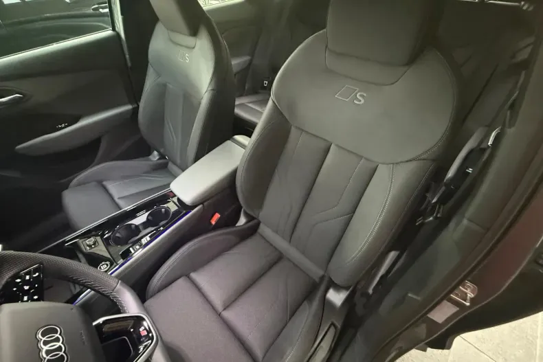 Audi Q3 din 2025 cu 0 km - oferta AUD151654 - foto 19