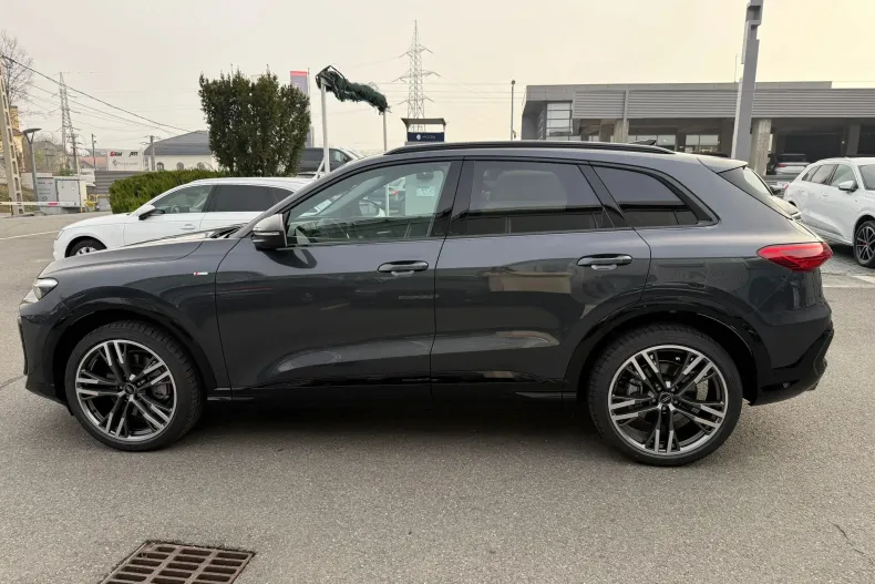 Audi Q5 din 2025 cu 3 km - oferta AUD151655 - foto 7