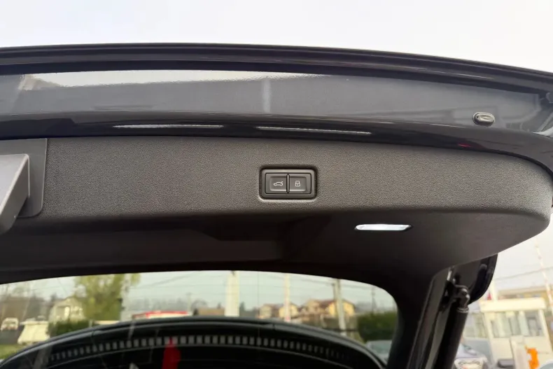 Audi Q5 din 2025 cu 3 km - oferta AUD151655 - foto 12