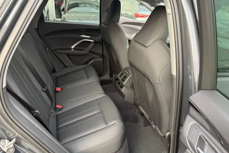 Audi Q5 din 2025 cu 3 km - oferta AUD151655 - foto 29