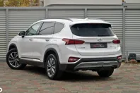 Hyundai SANTA FE din 2019 cu 153.779 km - oferta HYU151662 - foto 15