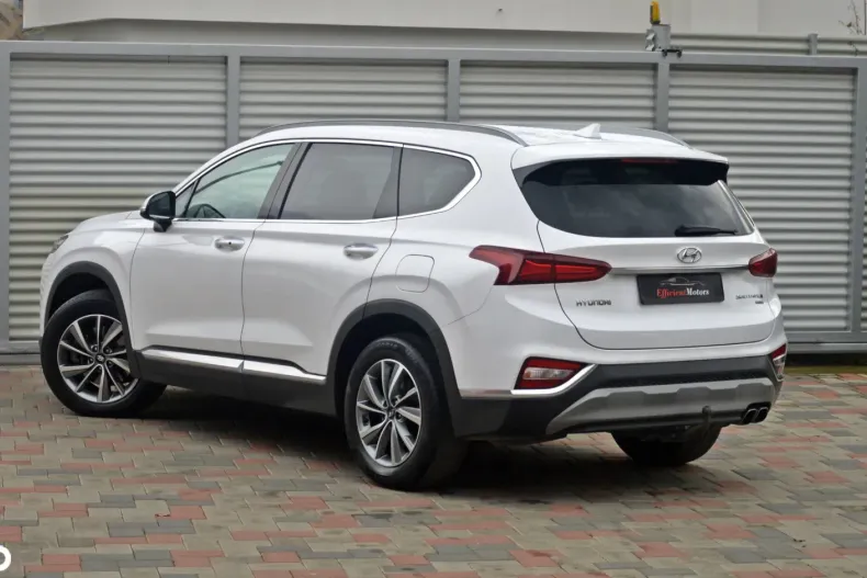 Hyundai SANTA FE din 2019 cu 153.779 km - oferta HYU151662 - foto 16