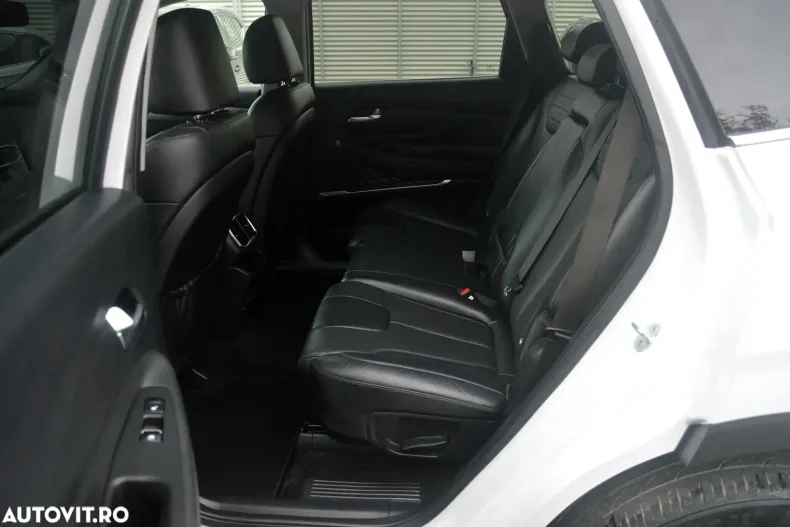 Hyundai SANTA FE din 2019 cu 153.779 km - oferta HYU151662 - foto 27