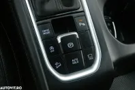 Hyundai SANTA FE din 2019 cu 153.779 km - oferta HYU151662 - foto 37