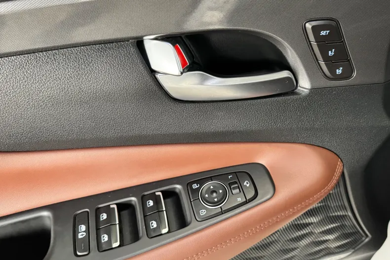 Hyundai SANTA FE din 2020 cu 99.500 km - oferta HYU151667 - foto 13