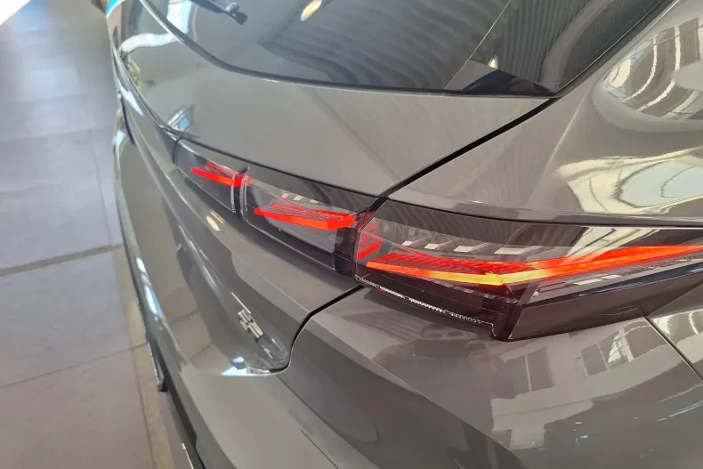 Peugeot 308 din 2025 cu 0 km - oferta PEU151668 - foto 11