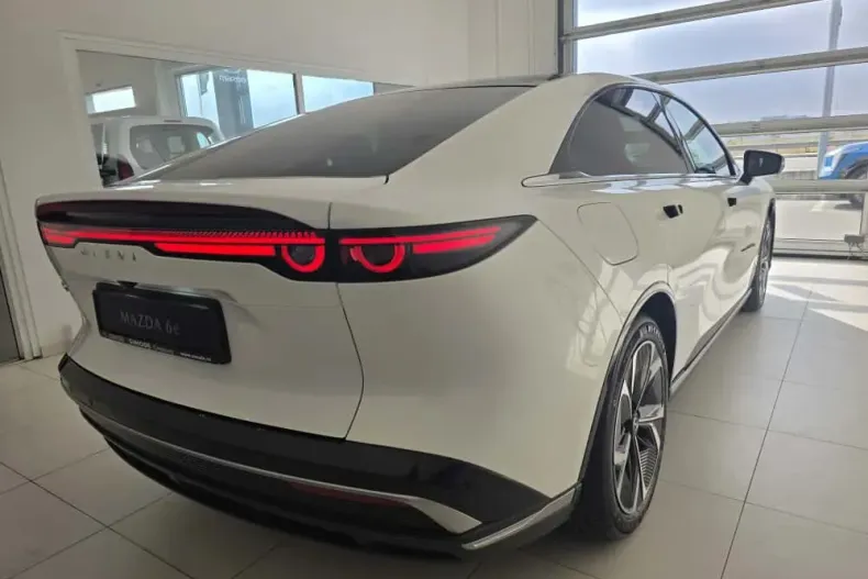 Mazda 6e din 2025 cu 5 km - oferta MAZ151669 - foto 3
