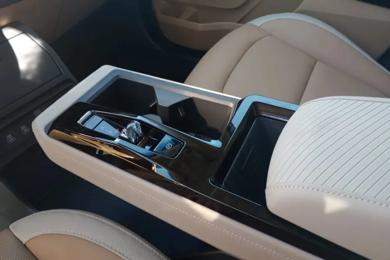 Ssangyong Actyon din 2025 cu 6 km - oferta SSA151673 - foto 3