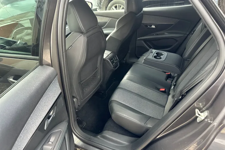 Peugeot 3008 din 2021 cu 118.000 km - oferta PEU151674 - foto 11