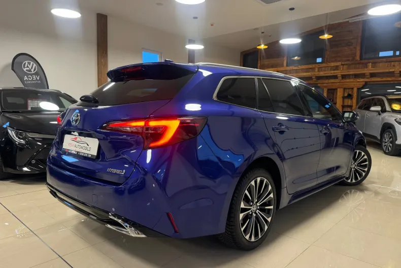 Toyota Corolla din 2023 cu 99.999 km - oferta TOY151675 - foto 3