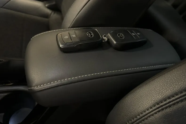 Toyota Corolla din 2023 cu 99.999 km - oferta TOY151675 - foto 23