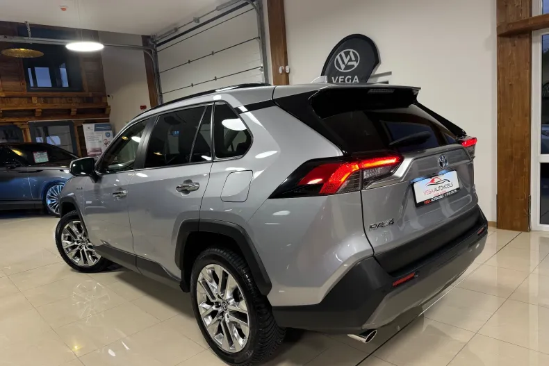 Toyota RAV4 din 2021 cu 154.000 km - oferta TOY151676 - foto 4