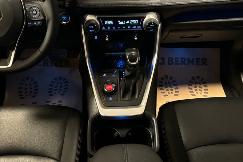 Toyota RAV4 din 2021 cu 154.000 km - oferta TOY151676 - foto 12