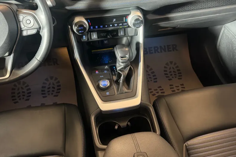 Toyota RAV4 din 2020 cu 97.195 km - oferta TOY151677 - foto 8