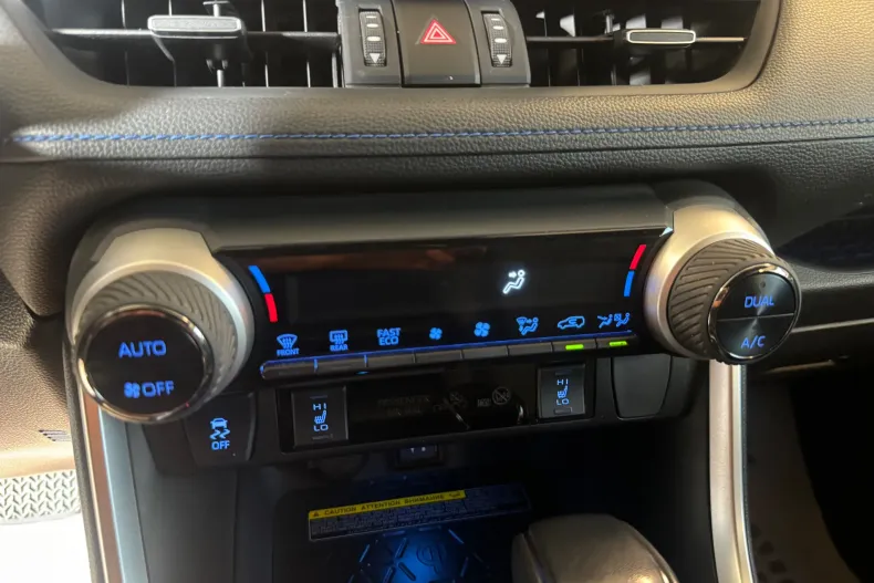 Toyota RAV4 din 2020 cu 97.195 km - oferta TOY151677 - foto 9