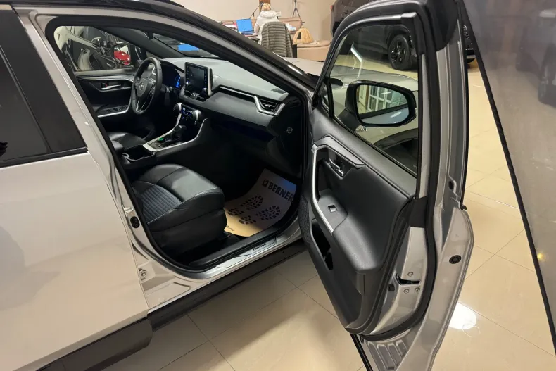 Toyota RAV4 din 2019 cu 115.000 km - oferta TOY151678 - foto 8