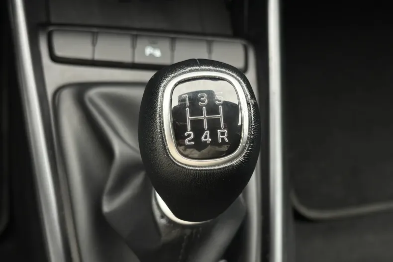 Hyundai BAYON din 2022 cu 100.000 km - oferta HYU151679 - foto 29