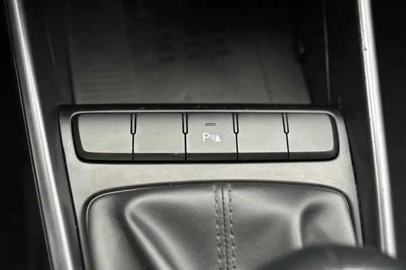 Hyundai BAYON din 2022 cu 100.000 km - oferta HYU151679 - foto 30