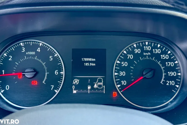 Dacia Duster din 2022 cu 178.998 km - oferta DAC151682 - foto 14