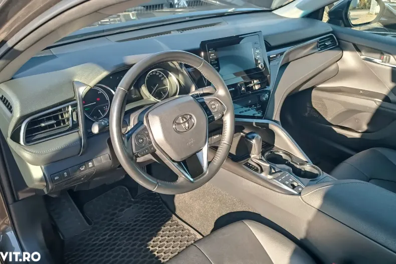Toyota Camry din 2022 cu 125.467 km - oferta TOY151684 - foto 5