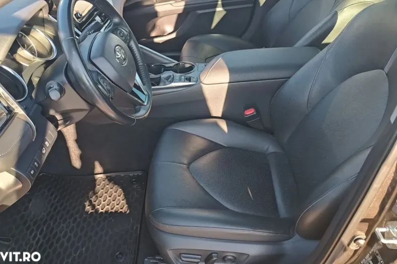 Toyota Camry din 2022 cu 125.467 km - oferta TOY151684 - foto 6