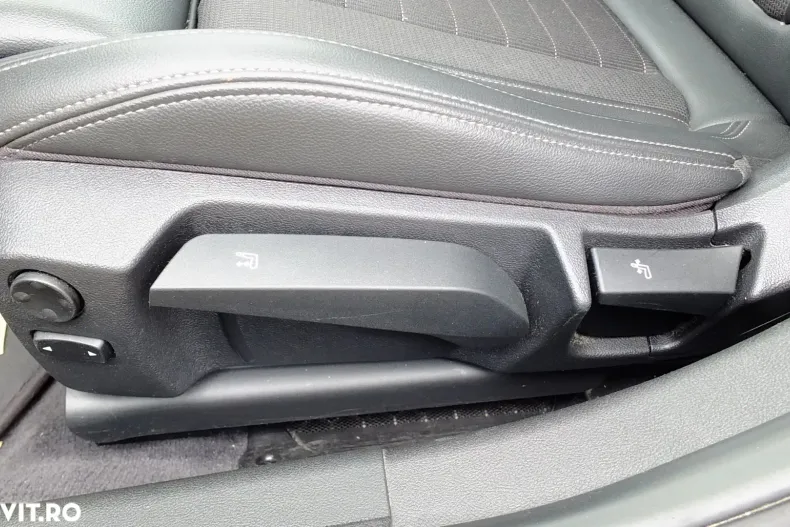 BMW Seria 3 din 2020 cu 161.600 km - oferta BMW151685 - foto 23