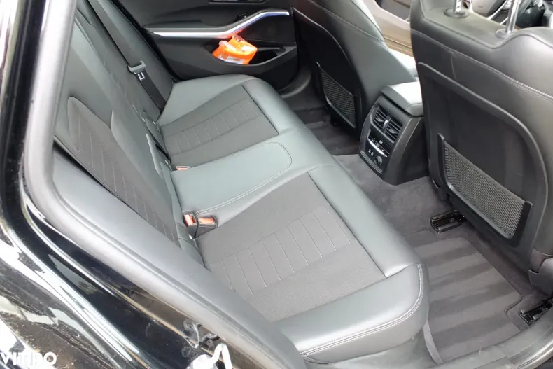 BMW Seria 3 din 2020 cu 161.600 km - oferta BMW151685 - foto 34