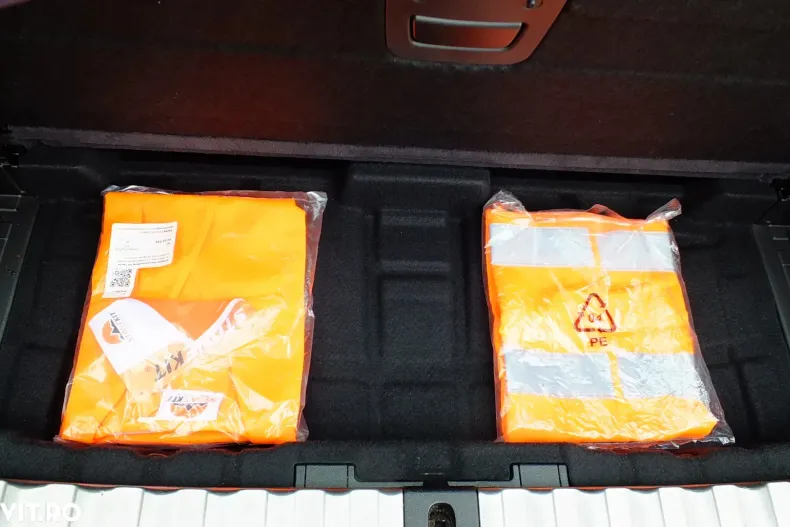 BMW Seria 3 din 2020 cu 161.600 km - oferta BMW151685 - foto 37